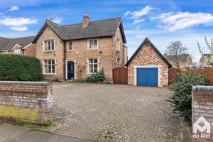 Photo 21- click for photo gallery